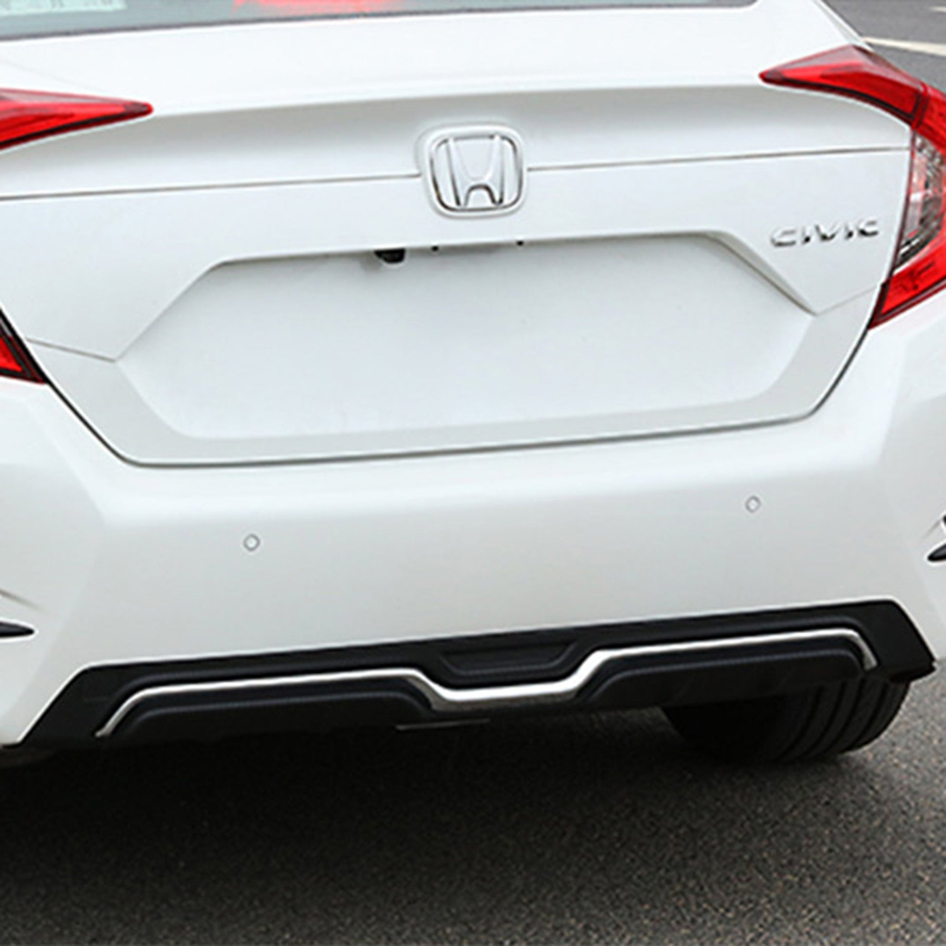 [CIVIC X SEDAN] V1 JDM REAR VALENCE DIFFUSER - XGENAUTO