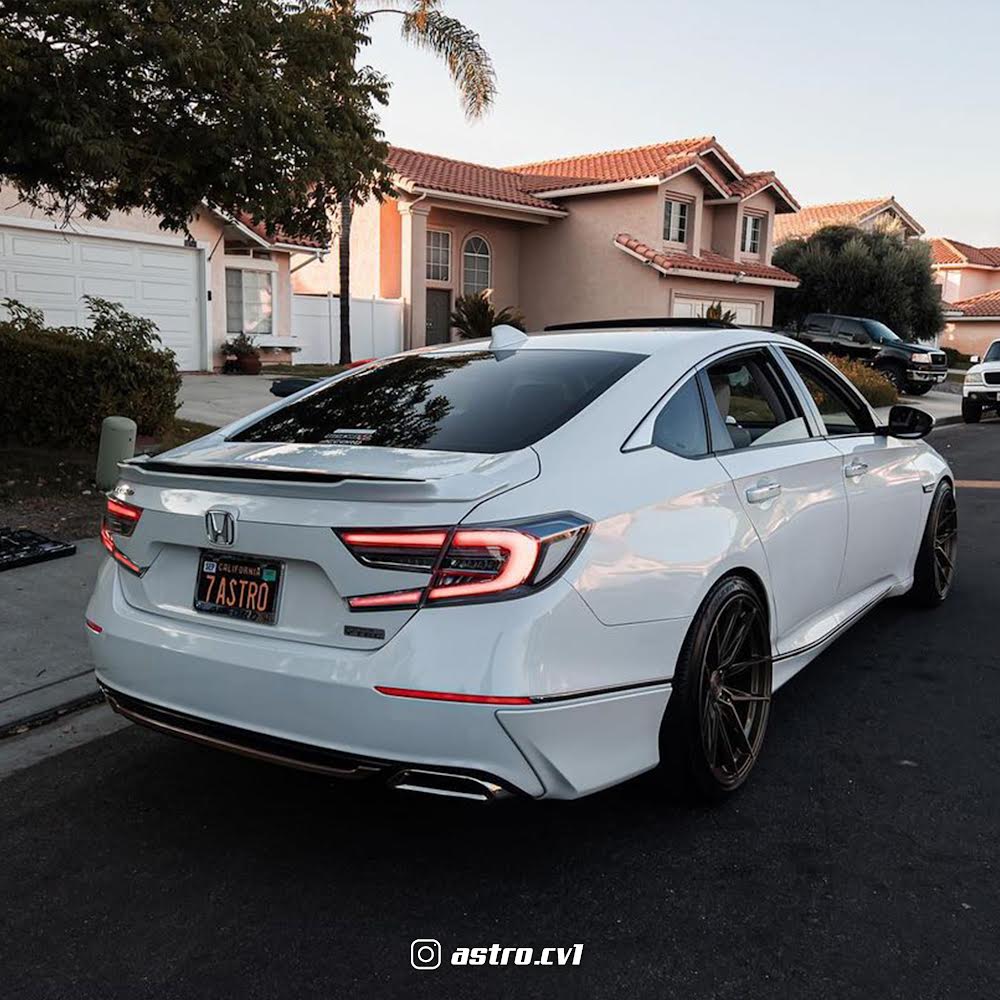 [ACCORD 2018 - 2022] V8 "OEM+" TAIL LIGHTS - XGENAUTO