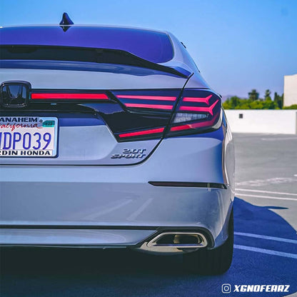 CENTER TRUNK TAIL LIGHT - XGENAUTO