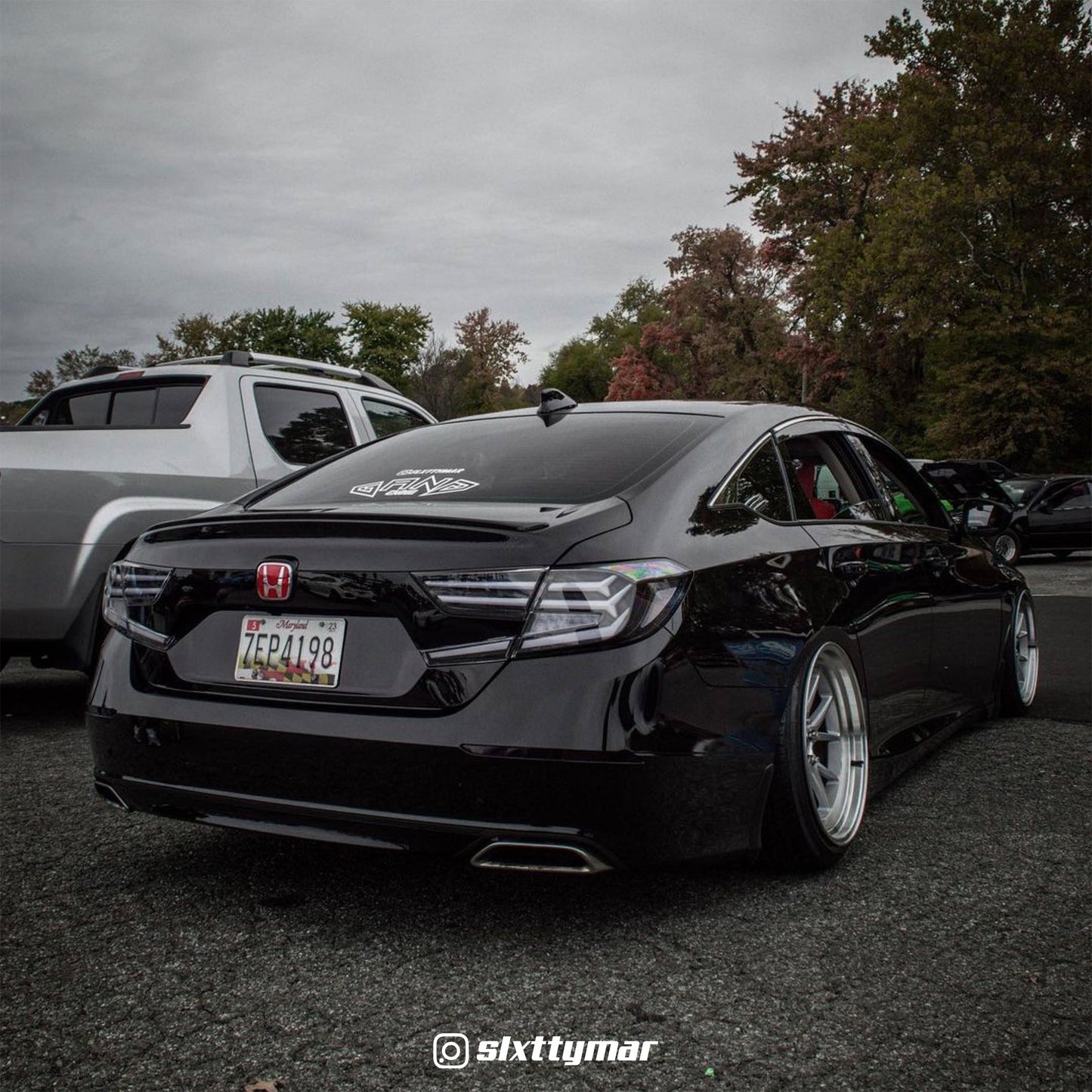 V1 "X - WING" TAIL LIGHTS - XGENAUTO