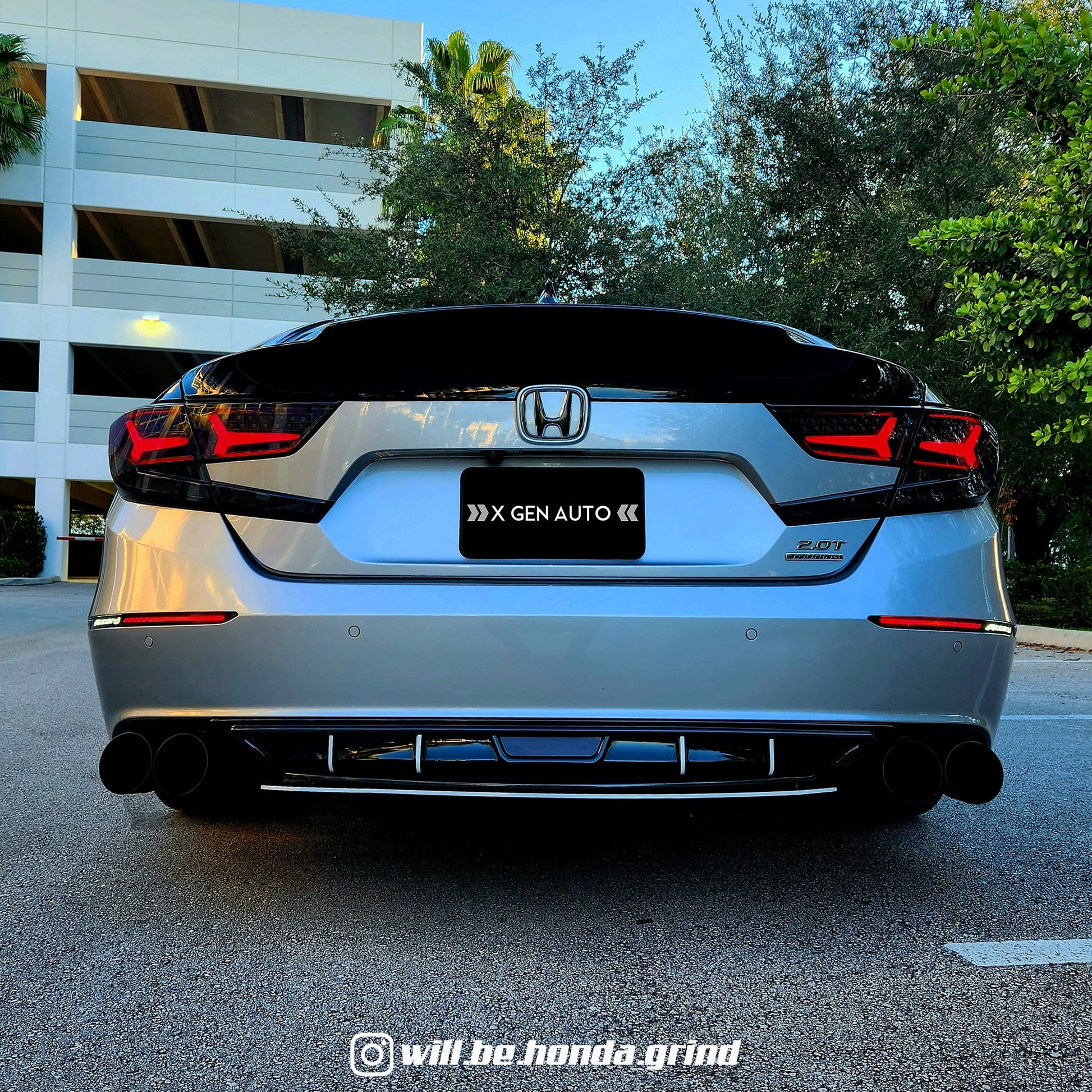 V7 "LAMBO STYLE" TAIL LIGHTS - XGENAUTO